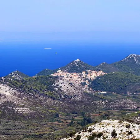 Appartement With Wifi - 8343 Lastovo