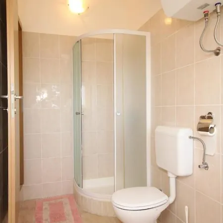 With Wifi - 8343 Lastovo